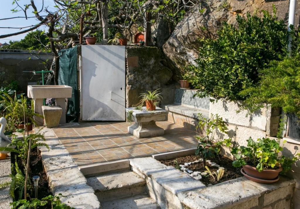 Kusalo Guesthouse ดูบรอฟนิก ภายนอก รูปภาพ